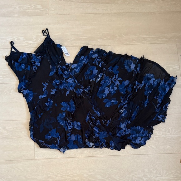 CyPress Floral Black and Blue Dress - Picture 3 of 6